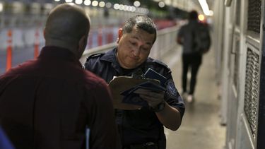EEUU busca endurecer condiciones para solicitantes de asilo