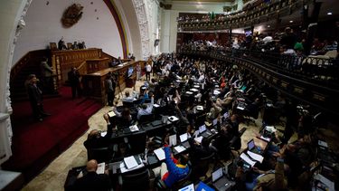 Maduro silencia al congreso opositor en Venezuela