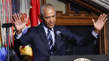 El expresidente Barack Obama habla durante un evento en la Academia Militar de Estados Unidos en West Point, el jueves 19 de septiembre de 2024, en Nueva York. (AP Foto/Eduardo Munoz Alvarez)