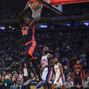 Knicks resisten y vencen a Pistons