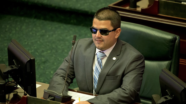sin concretarse la salida de nestor alonso de la camara de representantes