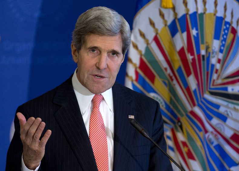 El secretario norteamericano de Estado John Kerry da un discurso ante la Organizaci&oacute;n de Estados Americanos en Washington el lunes 18 de noviembre de 2013. (Foto AP/Carolyn Kaster)