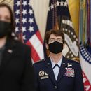 Generala es segunda mujer que dirige un alto mando de EEUU