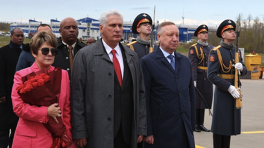 diaz-canel se reune con putin en moscu en busca de alivio farmaceutico para la crisis en cuba