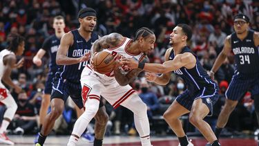 Bulls aguantan reacción de Magic y ganan 126-115