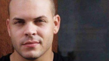 ofrecen $10 mil de recompensa por informacion que de con asesinos de policia estatal