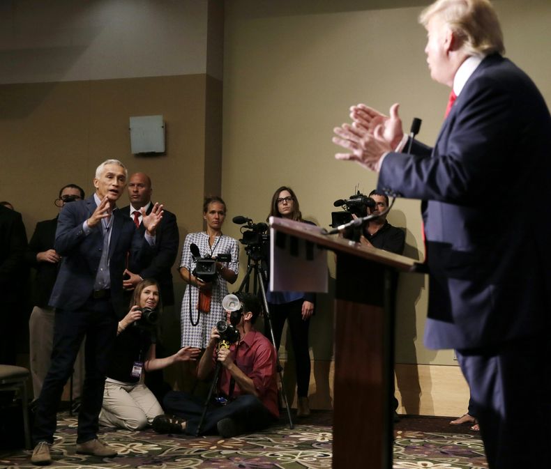 AMN-GEN_TRUMP-UNIVISION-0.jpg