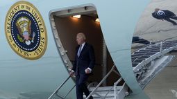 El presidente Joe Biden baja las escaleras del Air Force One en el Aeropuerto Internacional John F. Kennedy en Nueva York, el 17 de septiembre de 2023. (Foto AP/Susan Walsh, Archivo)