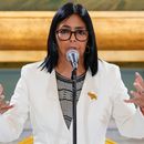 La presidenta encargada de Venezuela, Delcy Rodríguez, habla durante una reunión con el secretario de Energía de Estados Unidos, Chris Wright, en el palacio presidencial de Miraflores, el miércoles 2 de septiembre de 2026, en Caracas. (AP Foto/Pedro Mattey)