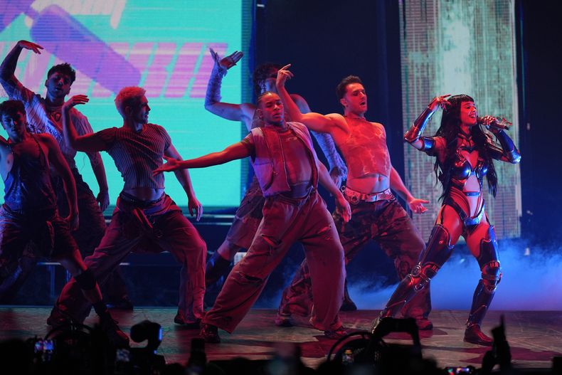 Katy Perry durante su concierto en la Arena CDMX en la Ciudad de México el miércoles 23 de abril de 2025. (Foto AP/Fernando Llano)