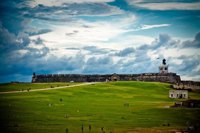 Castillo_San_Felipe_del_Morro,_Puerto_Rico.jpg