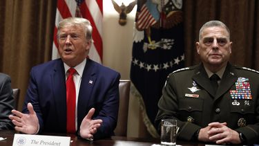 Trump defiende decisión de abandonar a aliados kurdos