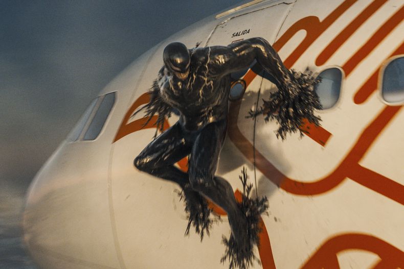 En esta imagen proporcionada por Sony Pictures, una escena de Venom: The Last Dance. (Columbia-Sony Pictures vía AP)