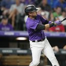 Iglesias remolca 6 y los Rockies vencen a Padres 10-6