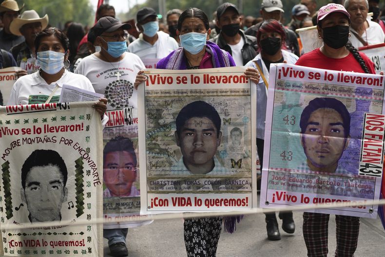 AMN-GEN MÉXICO-ESTUDIANTES DESAPARECIDOS