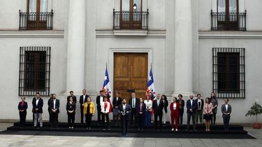 chile: boric cambia gabinete tras plebiscito constitucional