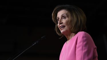 Pelosi: Cámara aprobará proyecto de 2,2 billones