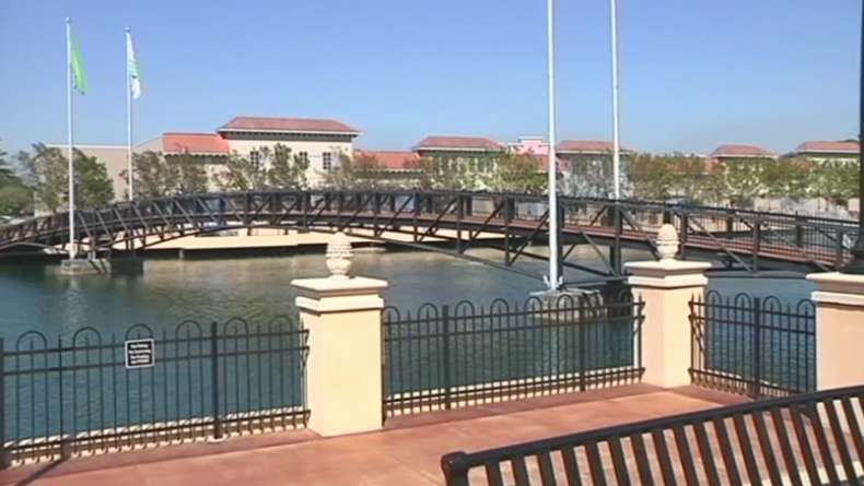 puente del amor miami.png