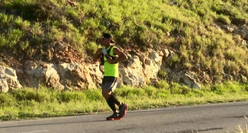 CUBANO VUELTA CUBA.jpg