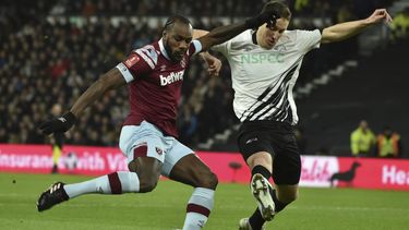 West Ham gana y enfrentará al Man United en la Copa FA