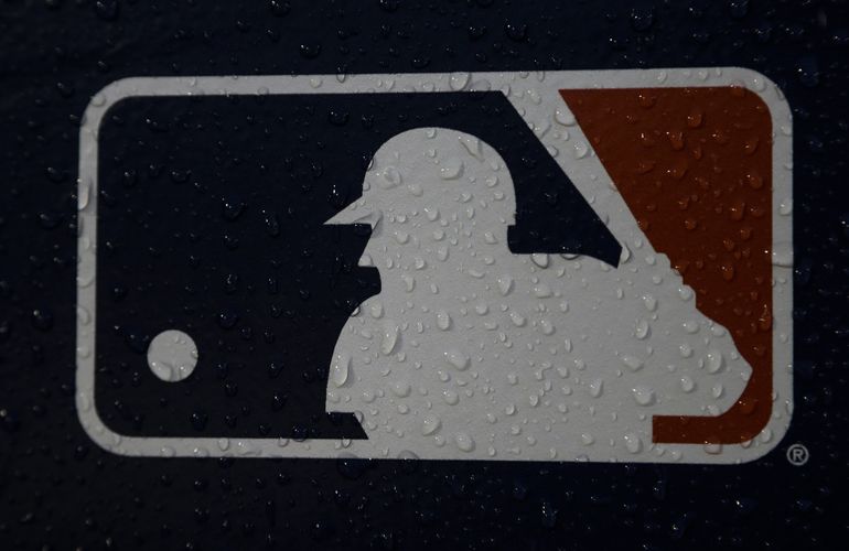 MLB: Sindicato y directivos reanudan negociaciones