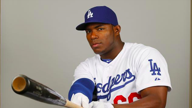 yasiel puig, investigado por presunta violencia domestica