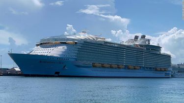 detectaron mas de 40 casos de covid-19 en un crucero que llego a miami