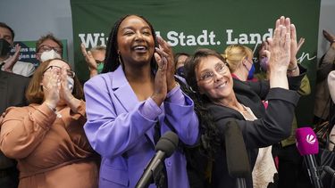 Primer miembro de raza negra llega a un gobierno en Alemania