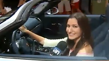 americateve | Yvette Lewis nos ofrece un recorrido por el Miami International Auto Show 2013.