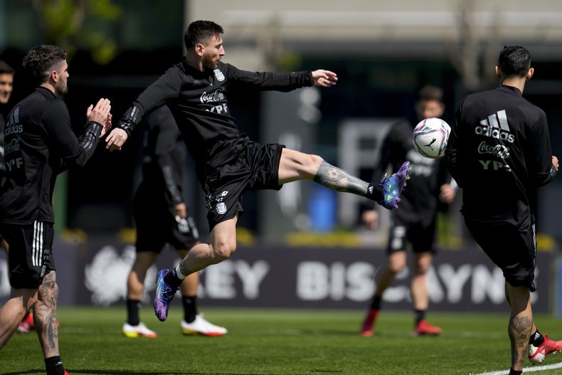 DEP-FUT MUNDIAL PARAGUAY-ARGENTINA