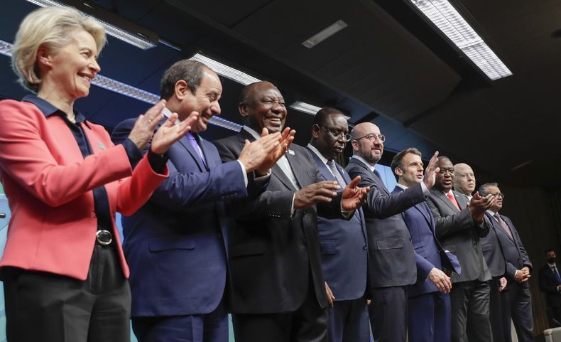 EUR-GEN CORONAVIRUS-ÁFRICA VACUNAS