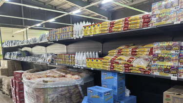 denuncian venta de alimentos de ayuda internacional en tiendas en dolares controladas por militares en cuba