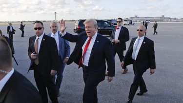 Análisis AP: Mueller pinta retrato irrefutable de Trump