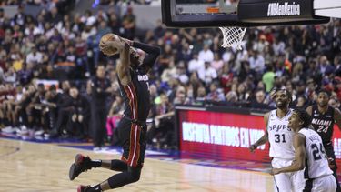 Heat vence 111-101 a Spurs en el retorno de la NBA a México