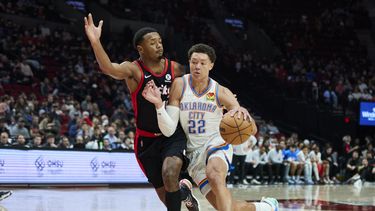 Roby anota 30, el Thunder derrota a Blazers en la prórroga