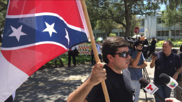 asi es el cubanoamericano que apoya a los supremacistas blancos