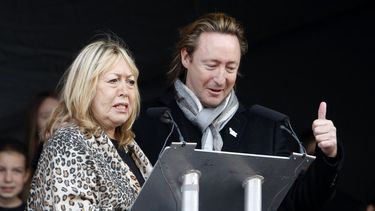 muere cynthia lennon, la primera esposa de john lennon