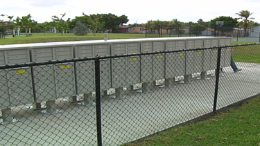 entregan llaves para los llamados buzones de la discordia