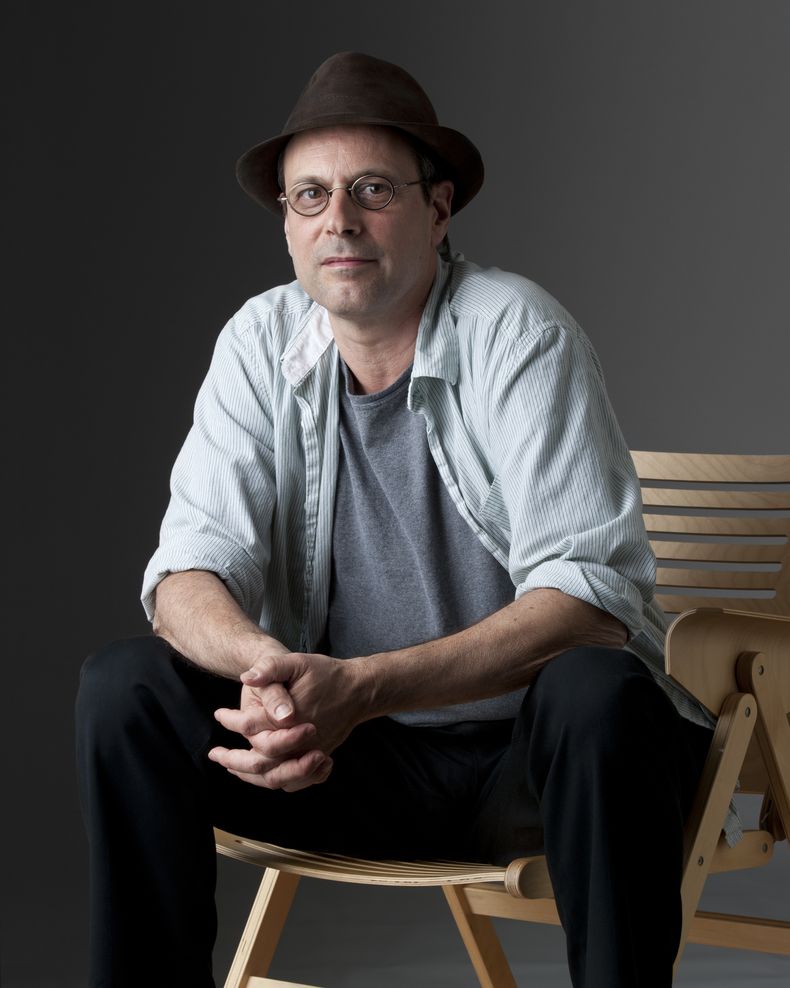 En esta imagen proporcionada por NPR Bob Boilen, ex director del programa de NPR All Things Considered. (Doby Photography/NPR vía AP)