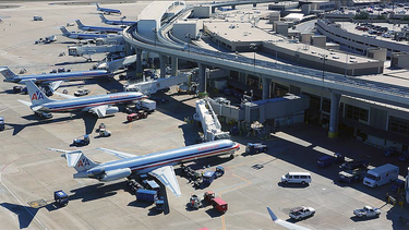 listado completo de aerolineas norteamericanas que volaran a cuba, su frecuencia y aeropuertos de destino