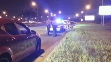 americateve | El policía está acusado de haberle disparado a una oficial correccional cuando ella se encontraba manejando por el Turnpike.