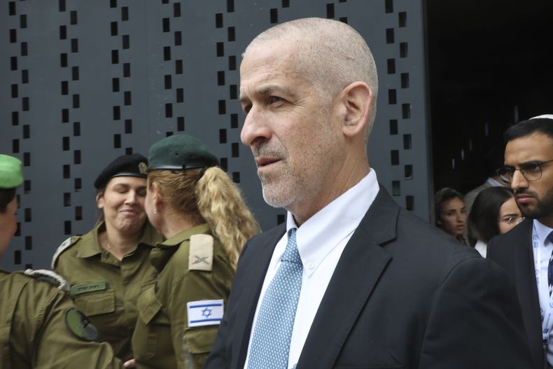 Ronen Bar, jefe de la agencia de seguridad nacional de Israel, Shin Bet, durante una ceremonia por el día de los caídos de Israel, el 13 de mayo de 2024, en Jerusalén. (Gil Cohen-Magen/Pool photo via AP, Archivo)