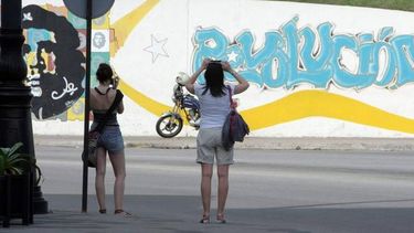 new york times pide a latinoamerica que impulse la democracia en cuba