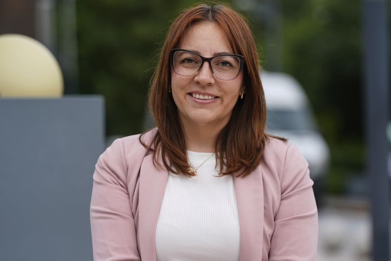 Martha Alonso posa para un retrato en la Ciudad de México, el lunes 23 de junio de 2025. (AP Foto/Fernando Llano)