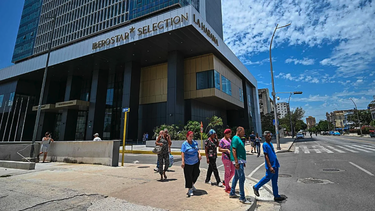 iberostar y barcelo tambien abandonan cuba y dejan al regimen sin sus principales cadenas hoteleras espanolas