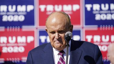 Un Giuliani en decadencia vuelve a los tribunales