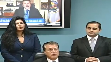 americateve | Autoridades de Hialeah pusieron en marcha hoy una ambiciosa campaña para embellecer la ciudad, en medio de los debates sobre la privatización del servicio de basura, previsto para marzo del próximo año.