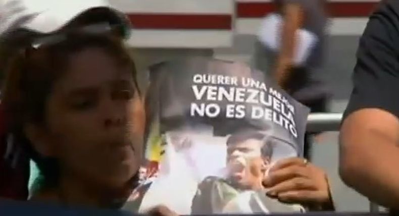 La defensa de Leopoldo López acudirá a la corte de apelaciones tras la decisión de la jueza de negarle la libertad al dirigente opositor venezolano solicitada por Naciones Unidas. La postura de la magistrada también provocó reacciones entre el exilio.