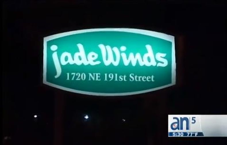 Vecinos de un conjunto residencial ubicado en el noreste de Miami realizaron su tercera protesta consecutiva exigiendo la renuncia de los encargados de la Junta del condominio y el inicio de una investigación por presuntos hechos de corrupción.