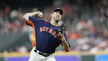 Astros doblegan 9-4 a Marlins en 8vo triunfo de Verlander